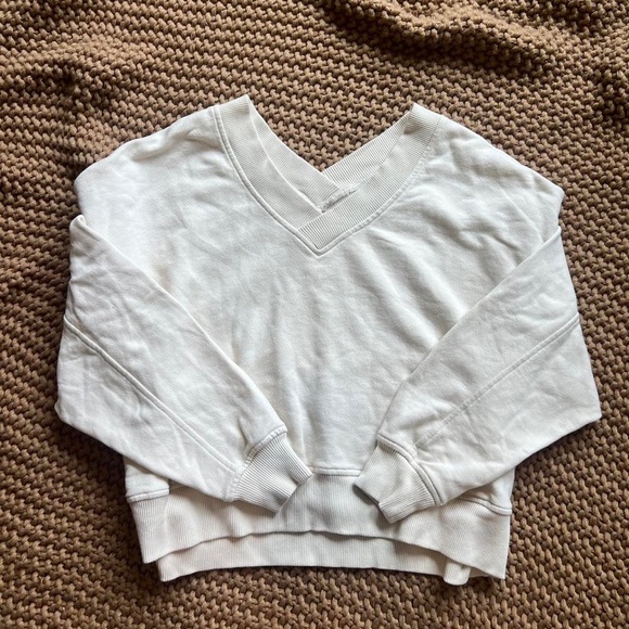 Sweaters - Classic White V-Neck Sweater